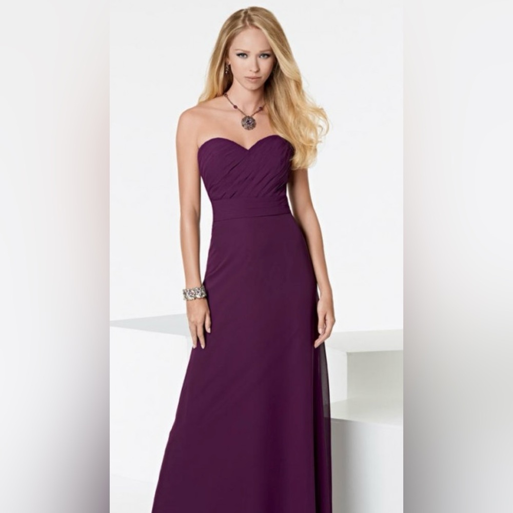Elegant Purple Strapless Evening Gown